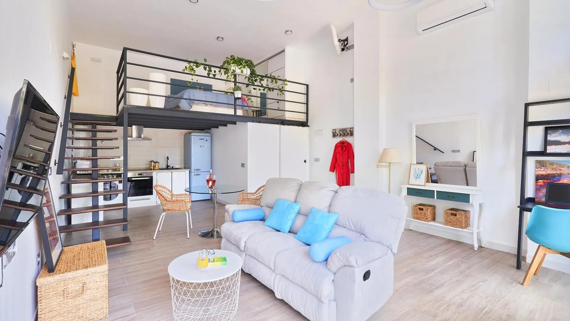 New Apartment Near Beach Promeade Antonio Banderas Malaga